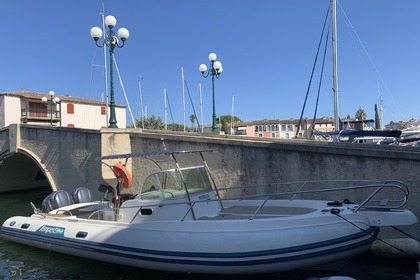 Rental Motorboat Capelli tempest 900 Port Grimaud