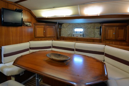 Dufour 45 - Weekly Sailing and Certification (ASA)