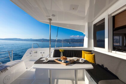 Катамаран LAGOON 40 11,74м.