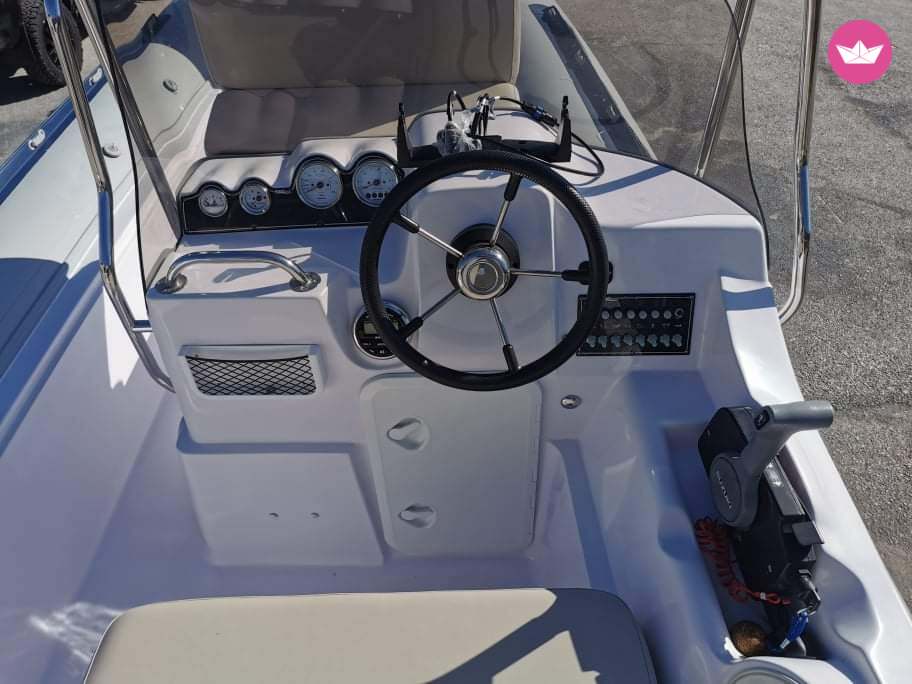 Semi-rigide Bwa Sport 20 175cv 4