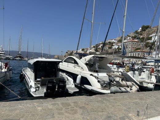 Глифада Motorboat Nordkapp Gran coupe 905 alt tag text