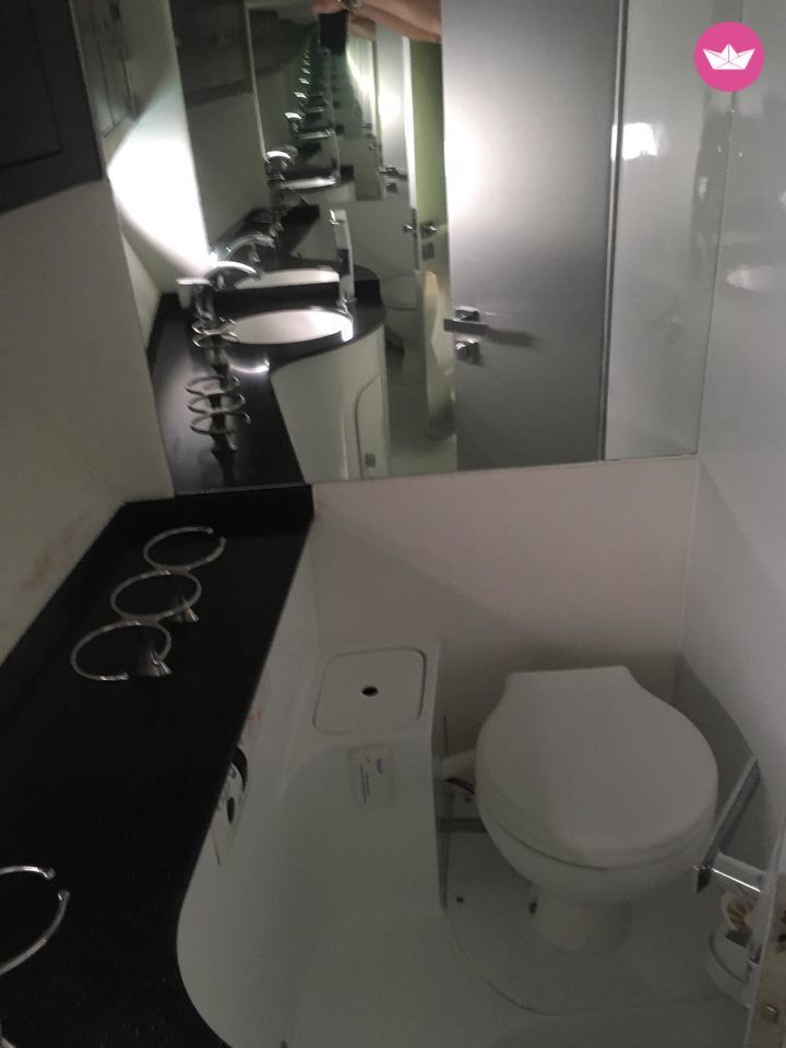 Motorboat Diamond 40 for hire