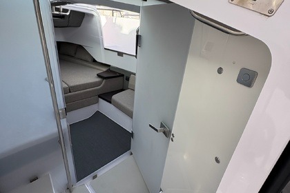 Axopar 37 XC Cross Cabin