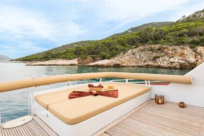 Athenian Riviera & Saronic Gulf islands Palmer Johnson 80'