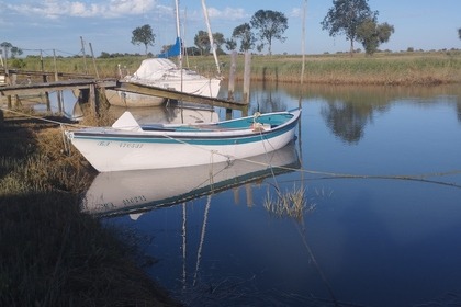 Location Bateau à moteur MOINE YOLE de pêche promenade Hourtin