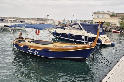 Rental Motorboat Gozzo Gozzo siciliano Taormina