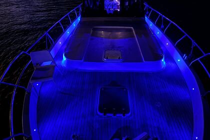 Private Luxury Yacht Experience – Bosphorus & Islands