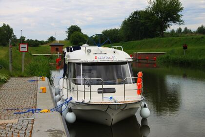 Suncamper 30 - komfortowy jacht motorowy