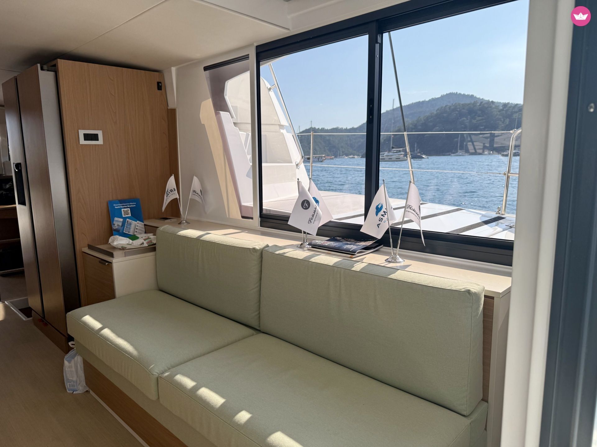 Catamaran Catana Group Bali 4.6 - 5 + 1 cab. 14m 8
