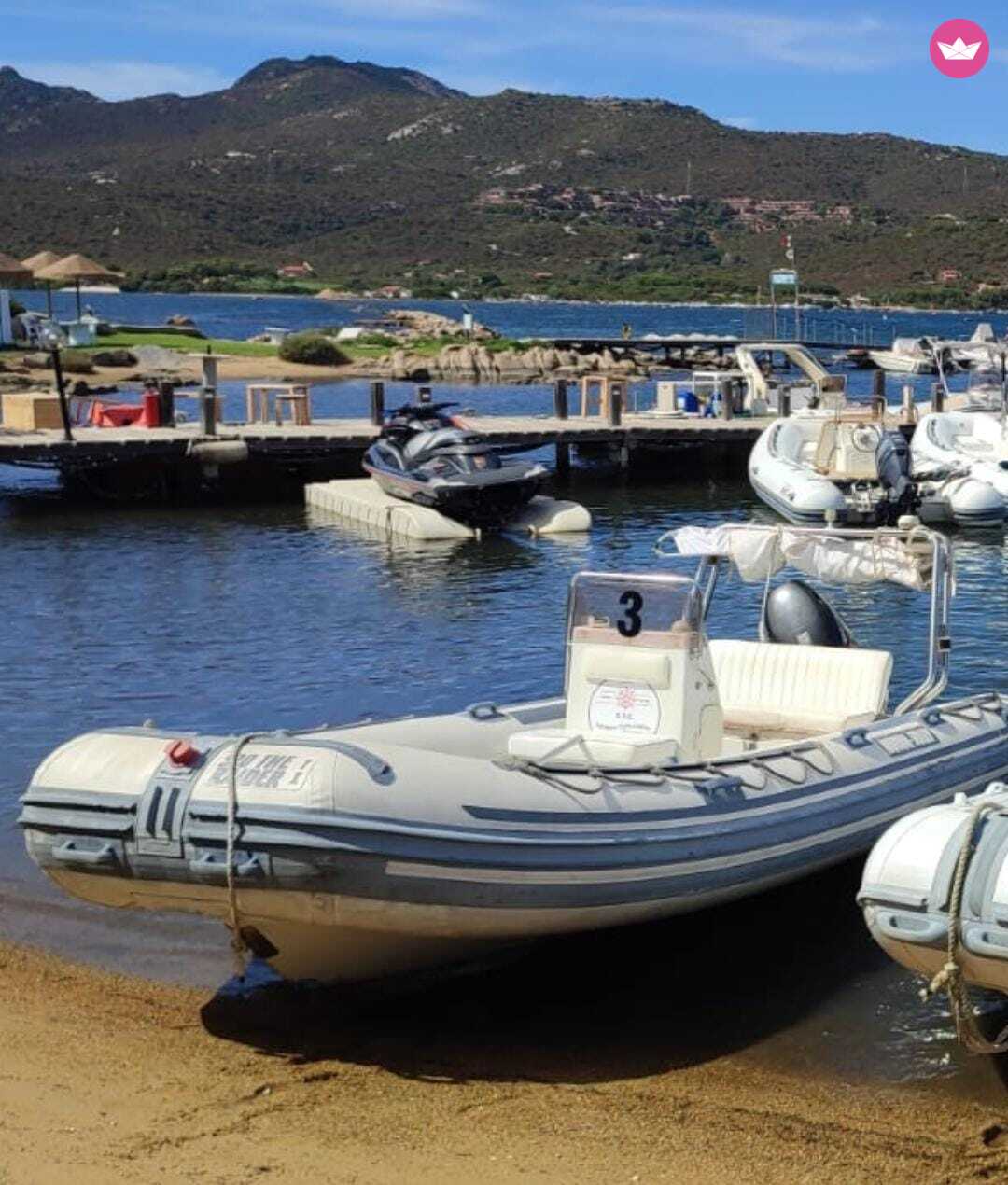Bateau sans permis Nuova