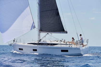 Verhuur Zeilboot Bavaria Yachtbau Bavaria C38 Marina Hramina