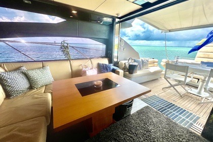 Luxury Motorboat Charter: Sunseeker 64 Predator (2022) in San Juan del Sur