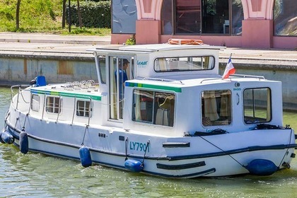 Location Péniche Pénichette  935 FR Dom-le-Mesnil