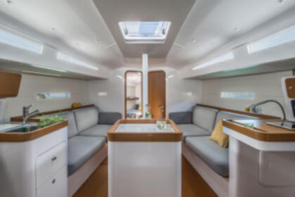 Beneteau First 36, 3 cabins