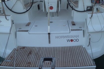 Miete Segelboot JEANNEAU Sun Odyssey 479 "Norwegian Wood" Cecina