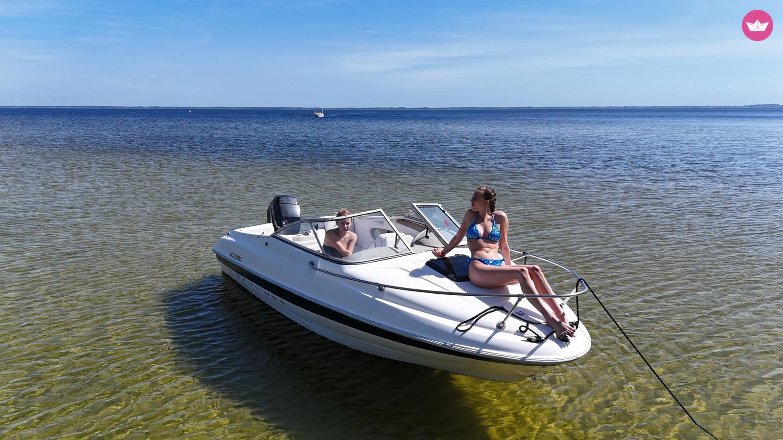 Bateau à moteur Bayliner Capri Cuddy 1802 90cv