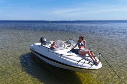 Hyra båt Motorbåt Bayliner Capri Cuddy 1802 Biscarrosse