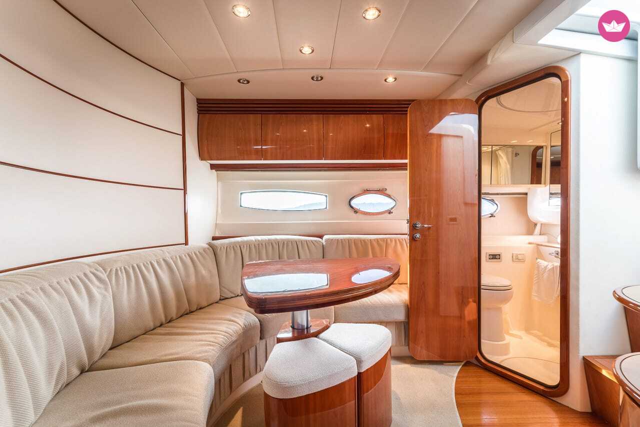 Hyra Pershing 43