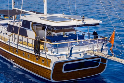 Ultra Luxury gulet with a capacity of 12 people