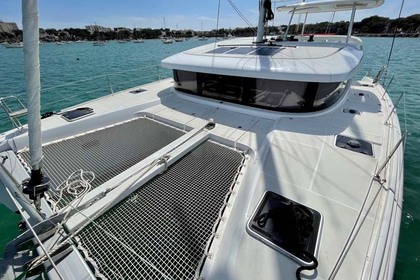 Lagoon 42 - 4 + 1 cab.