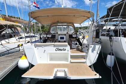 Verhuur Zeilboot Dufour Yachts Dufour 390 Primošten
