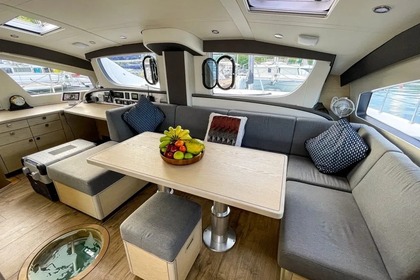 Xquisite 5X Plus - All inclusive charter