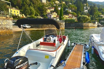 Explore Lake Como in Style – Trimarchi Boat for 7, No License Needed!