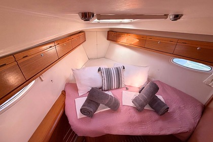 "Bunny Girl" Bavaria Cruiser 40