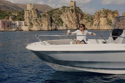 Noleggio Barca a motore Barqa Q20 Sorrento