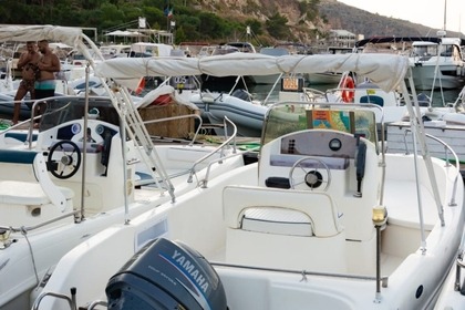 Hire Motorboat Blumax 570 Castellammare del Golfo