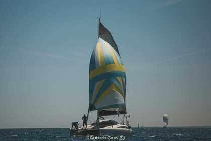 Hire Catamaran Fountaine Pajot Maldives 32 Bari