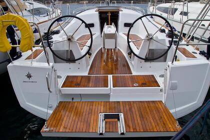Noleggio Barca a vela Jeanneau Sun Odyssey 349 Pola