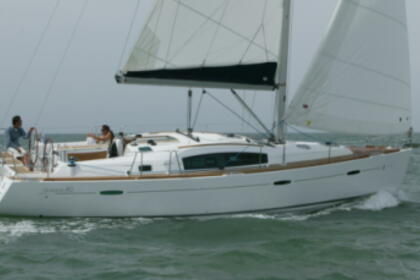 Location Voilier Beneteau Oceanis 40 Macinaggio