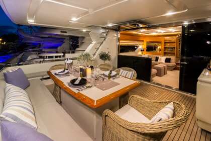 Ferretti 80 for day and weekly cruises