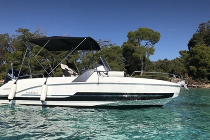 Charter Motorboat Beneteau Flyer 6.6 Antibes