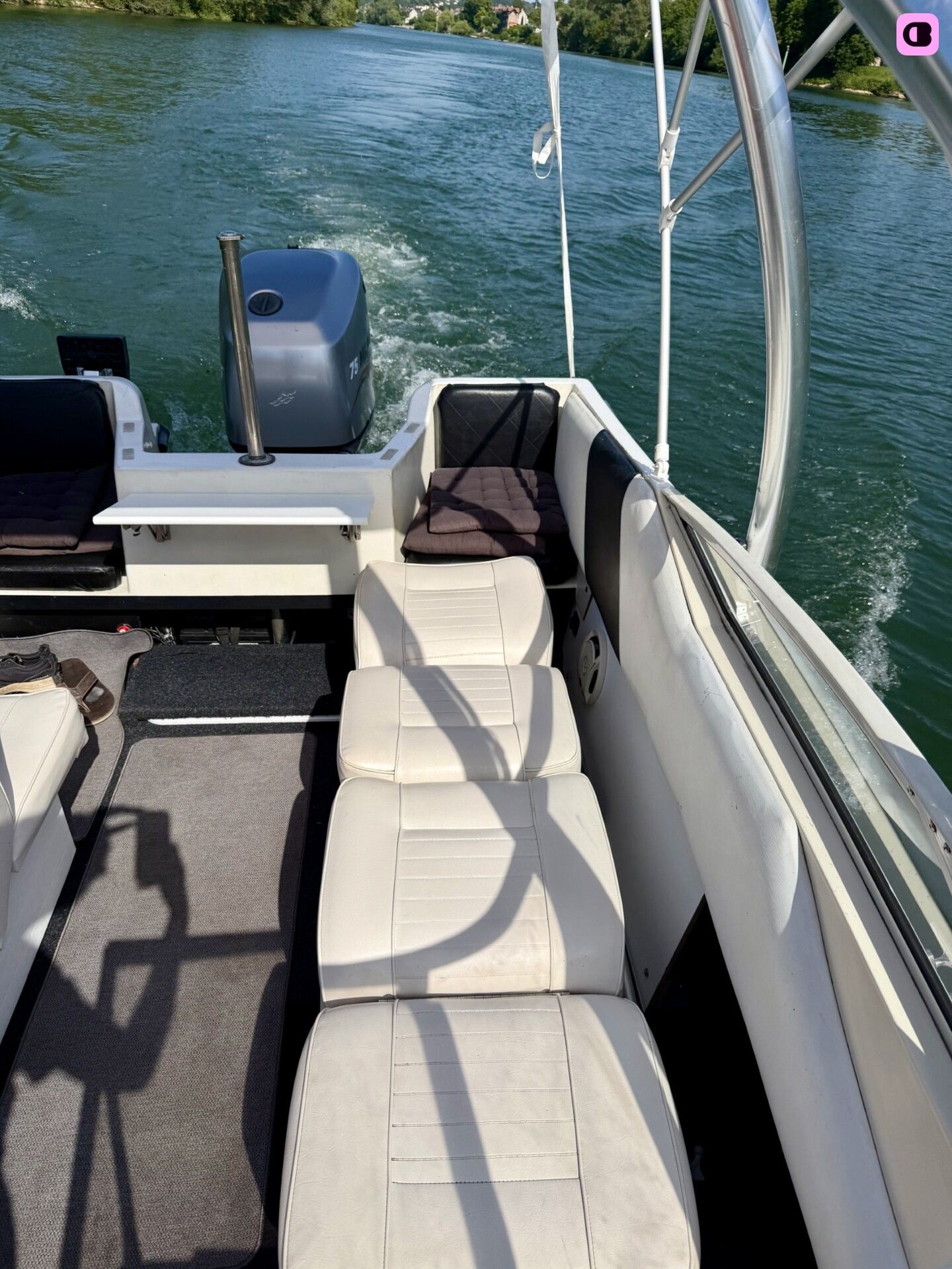 Czarter Redhawk 151