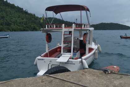 Verhuur Motorboot Barco 28 Paraty