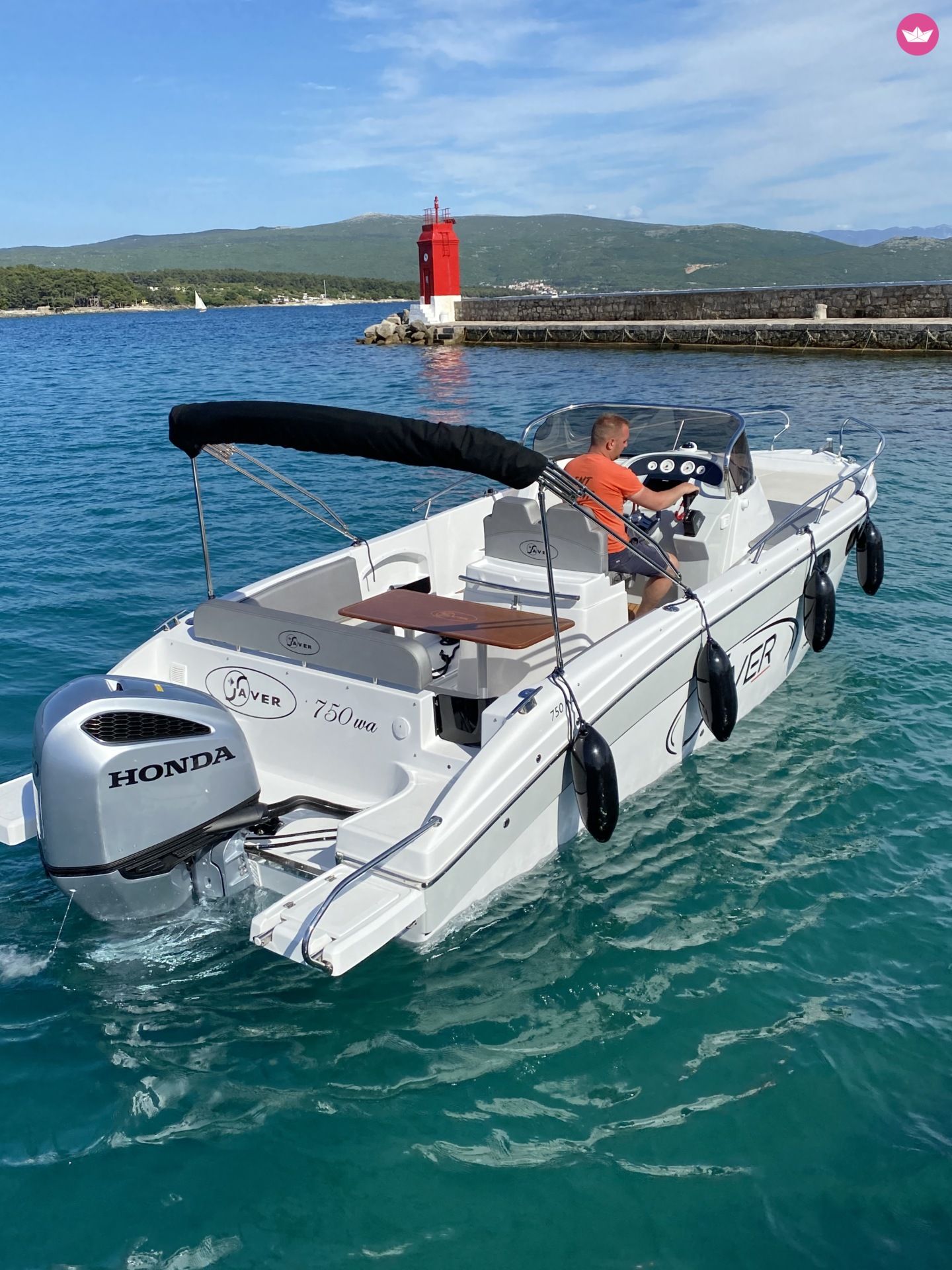 Bateau à moteur Saver 750 Wa 250cv 4
