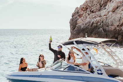 SkyLark - Crownline E255