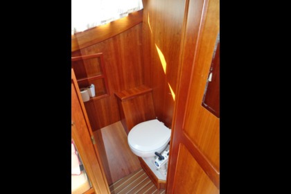 Betaalbare dagtocht over de vecht op klassieke boot met schipper