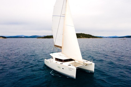 Miete Katamaran Lagoon-Bénéteau Lagoon 400 S2 - 4 + 2 cab. Šibenik