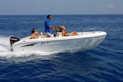 Charter Motorboat Saver 5 Mt Lipari
