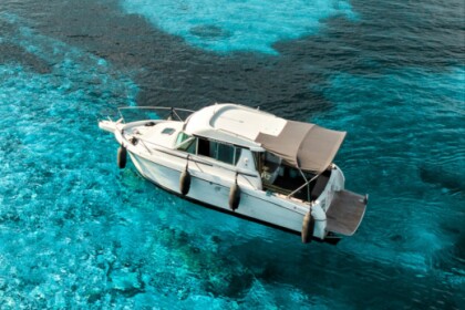 Hire Motorboat Jeanneau Merry Fisher 750 Vela Luka