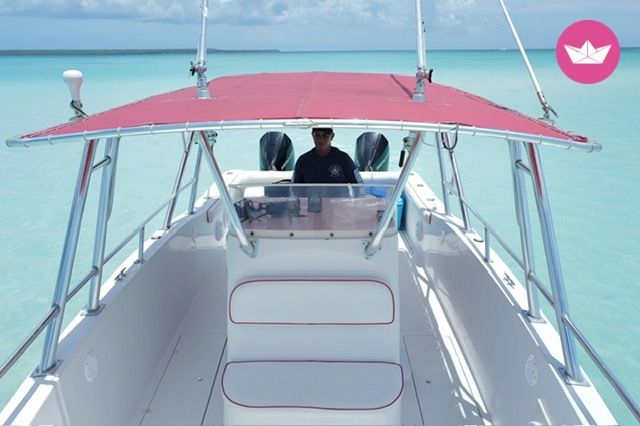 Bateau à moteur G-cat 30 30 600cv 4