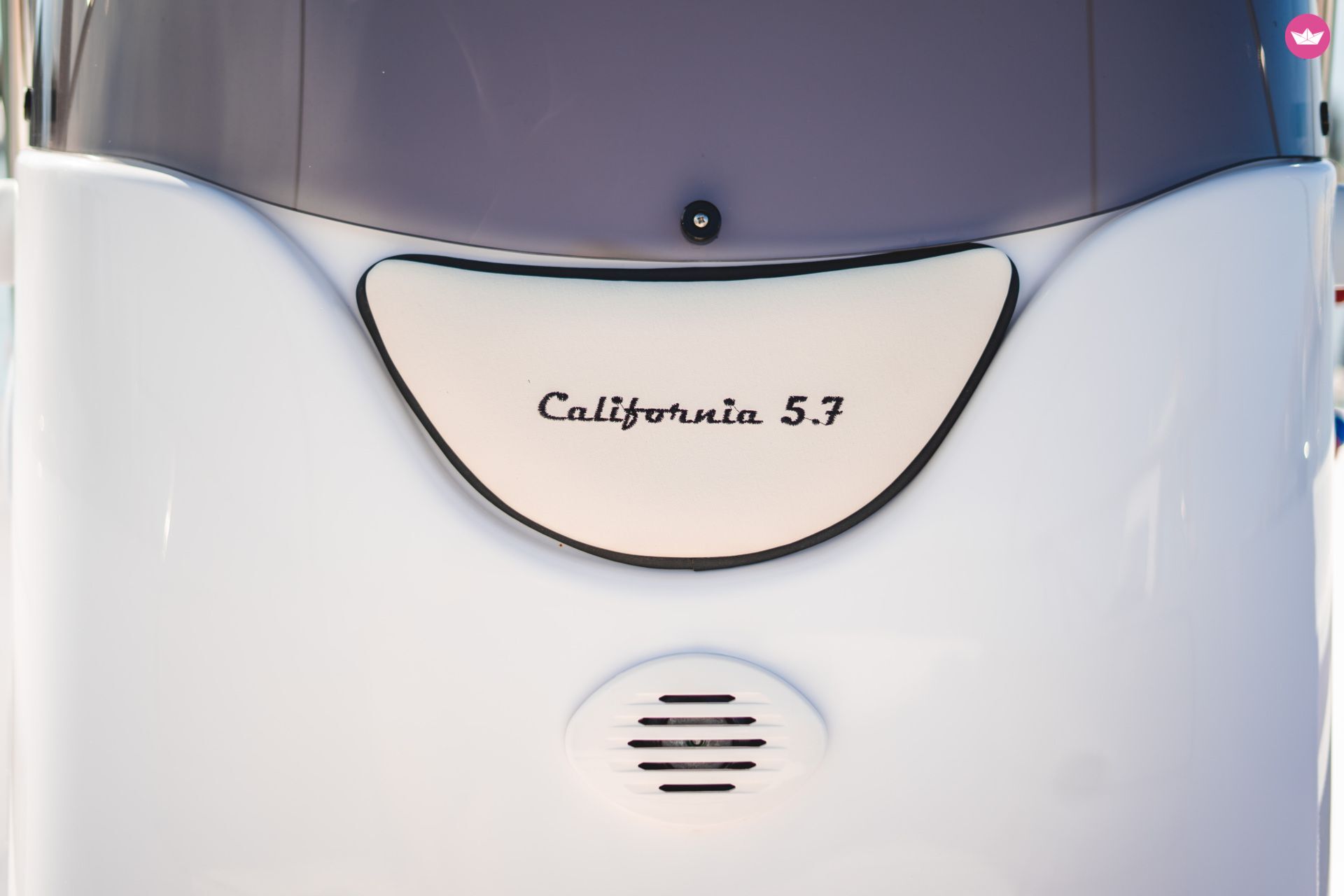 Bateau sans permis Beverly Hills California 5.7 40cv 5