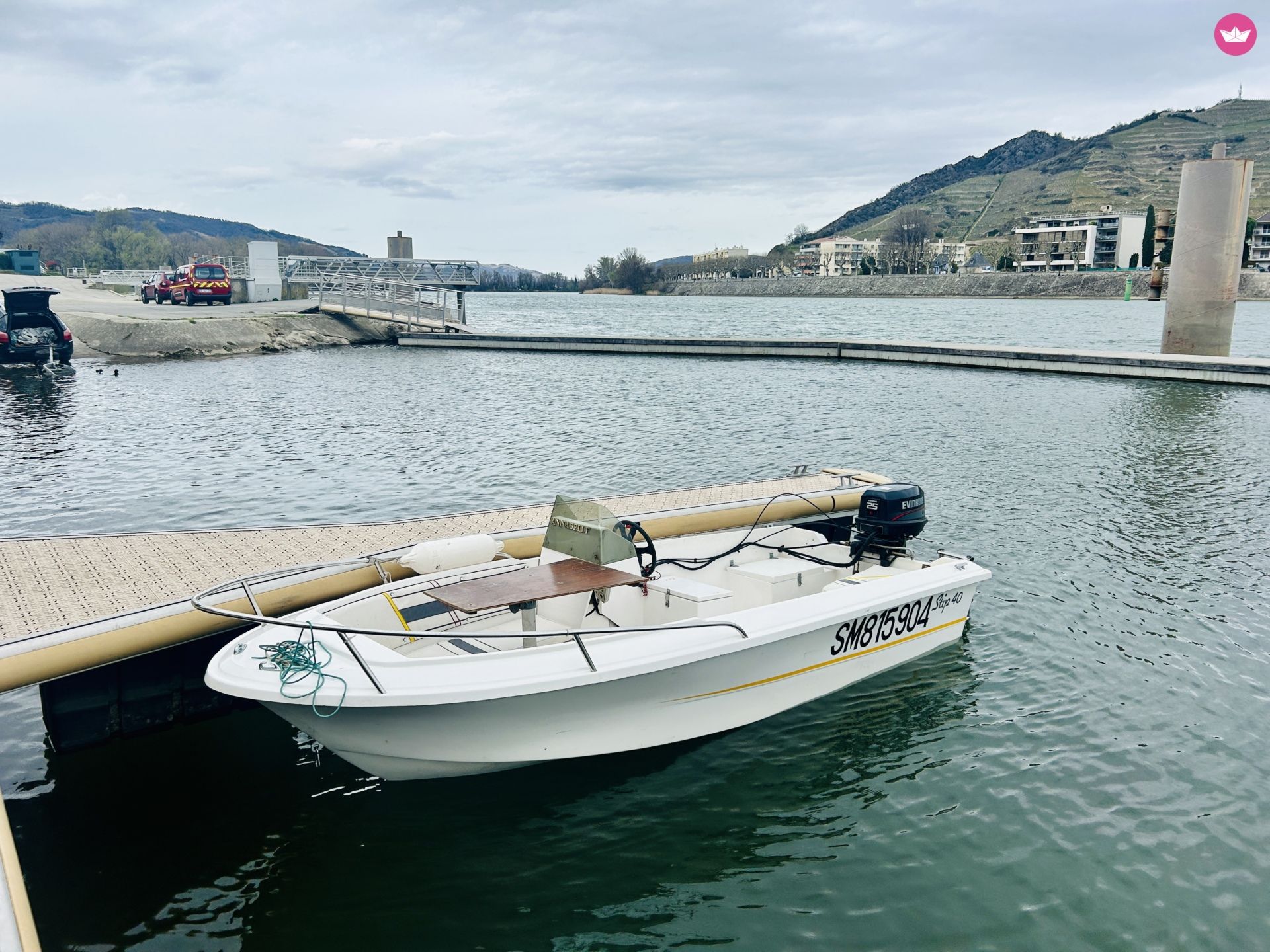 Bateau à moteur Stip 40 25cv 7