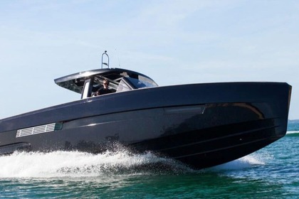 Hire Motorboat FJORD FJORD 42 Grimaud