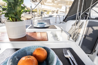 Beneteau Oceanis 38.1 2019