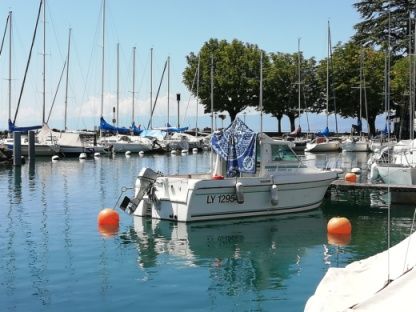 Location Bateau à moteur Jeanneau Merry Fisher 650 Évian-les-Bains