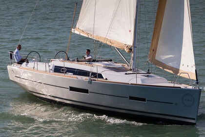 Alquiler Velero DUFOUR DUFOUR 382 GL Port Charles Ornano